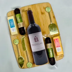 Le Pauillac de Chateau Latour Wine & Charcuterie Board Gift Set