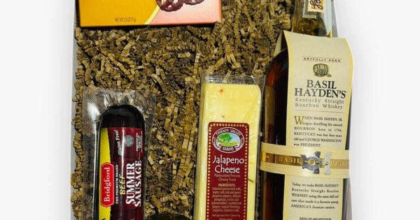 Basil Hayden's Bourbon Gift Set - Buy Online