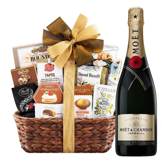 Bon Appetit Gourmet Gift Basket with Moet & Chandon Imperial Brut