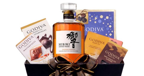 Hibiki Japanese Harmony Whisky And Godiva Gift Basket
